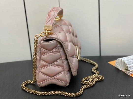 WIS GO-14 MM VUITTON LOUIS 1208